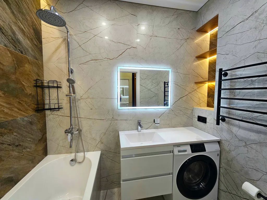 Квартира-студия с видом на парк и море