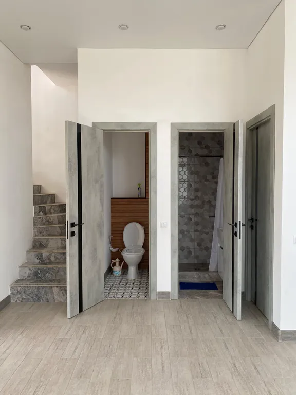 Дом на берегу для большой семьи