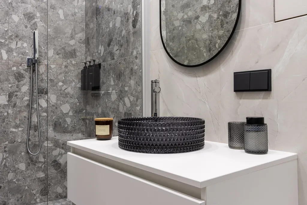 Центр. Тишина. Парковка с Точно Ключи