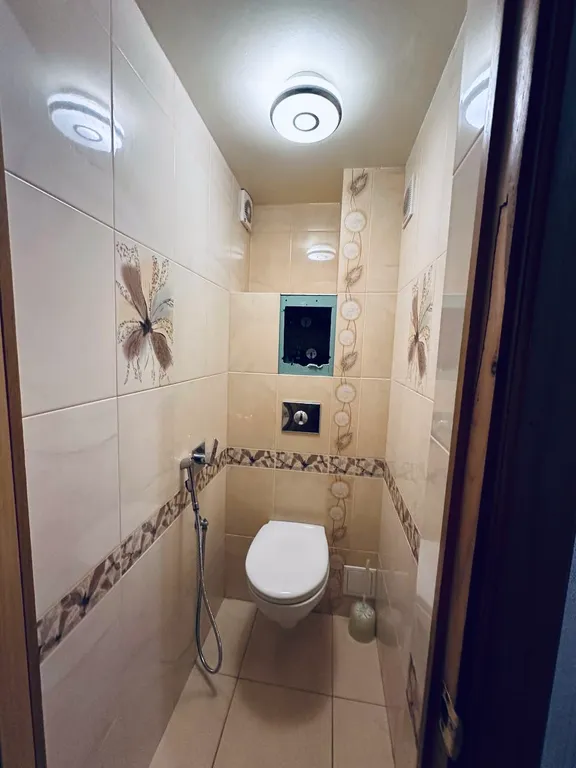 Бюджетная трешка в центре города