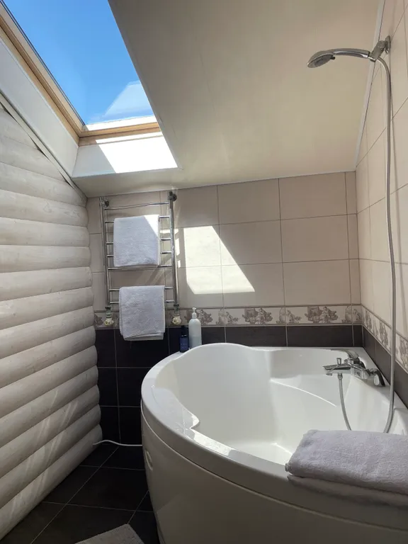 Уютный дом с терассой и сауной