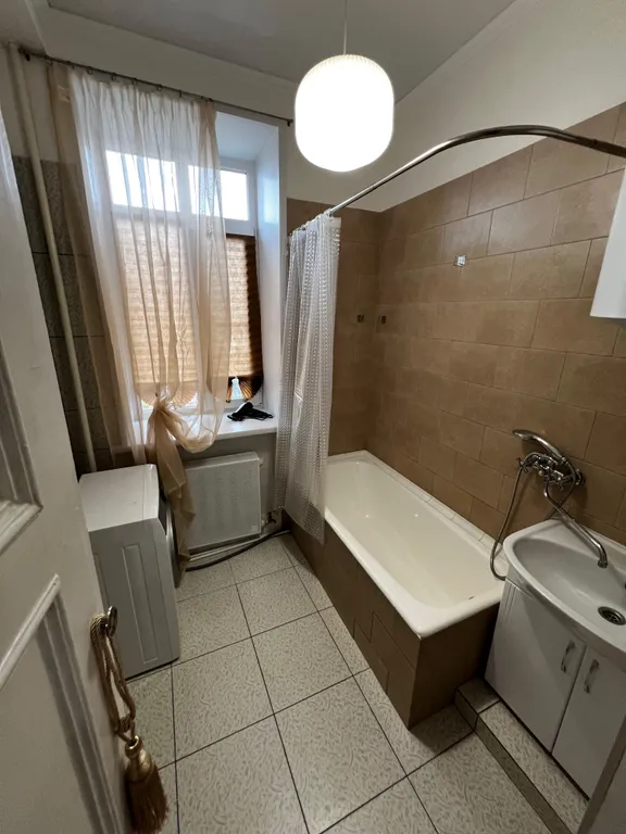 Квартира Квартира Музыкальный театр, площадь Ленина — Омск