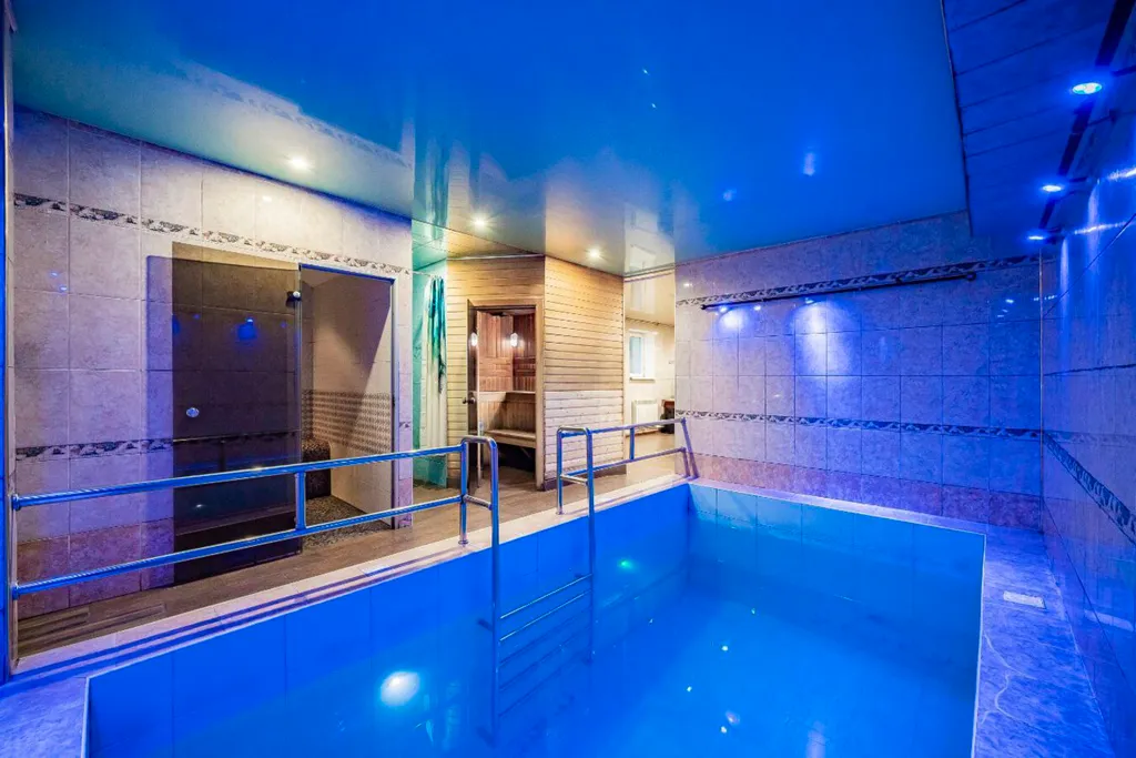 Коттедж: Всё включено бассейн, сауна, хаммам, бильярд и мангал! — аренда посуточно в Екатеринбург