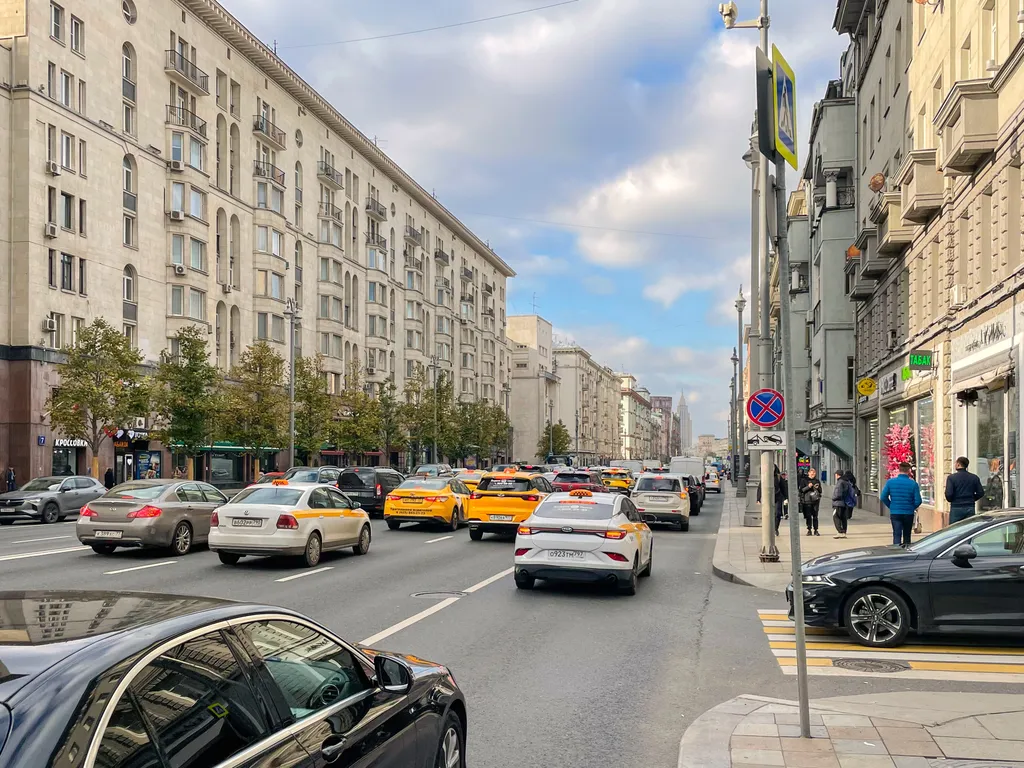 Студия метро Маяковская