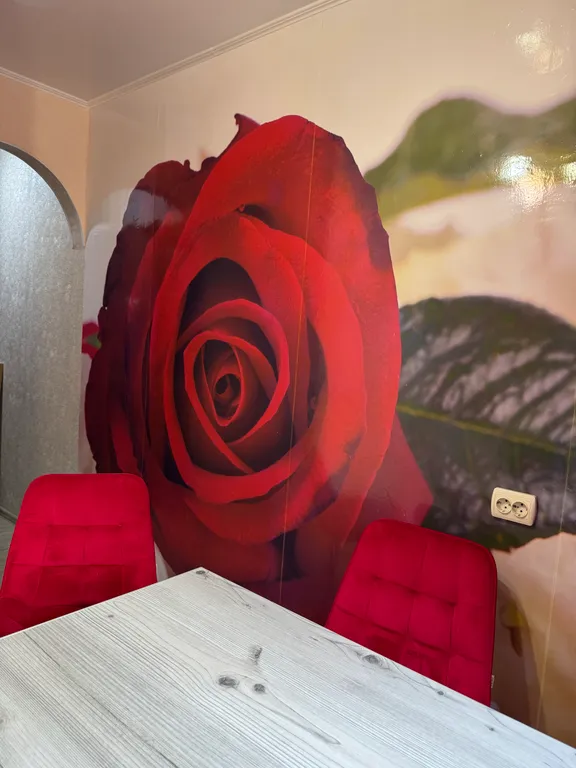 Двухкомнатная квартира в Йошкар-Оле в тихом районе с большой парковкой