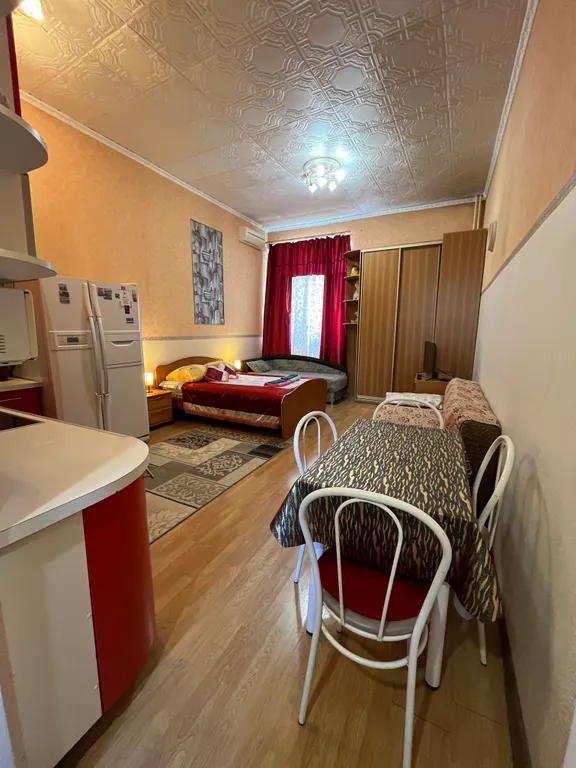 Квартира Уютная и чистая студия от собственника возле аэропорта — Омск