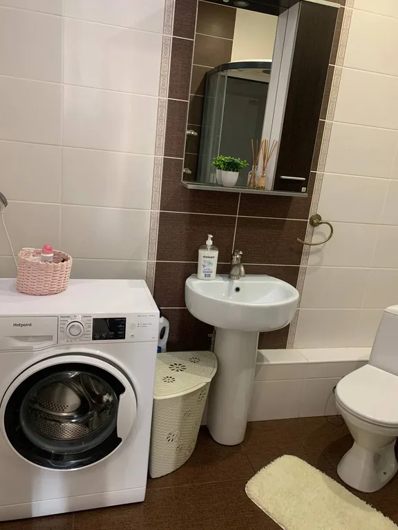 Уютная 2-х комнатная квартира в новом доме с парковкой