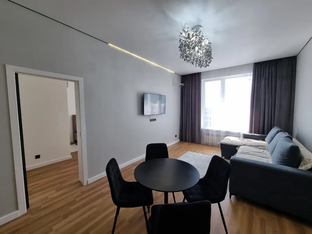 уютная двухкомнатная квартира рядом с Grand park