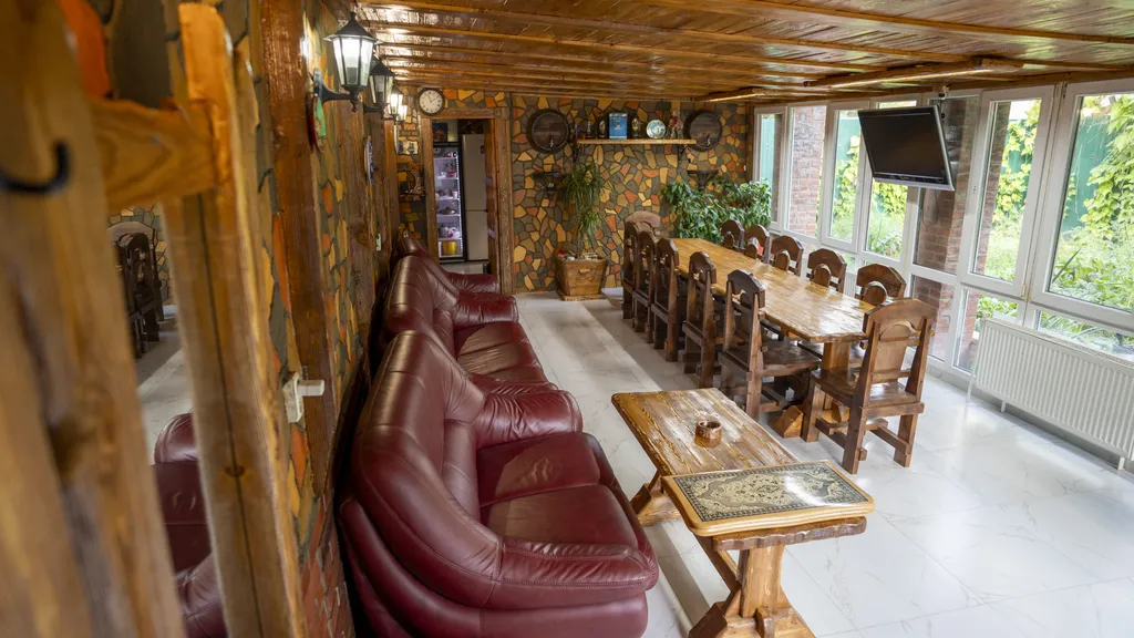 Уютный коттедж с теплым бассейном и большим чаном