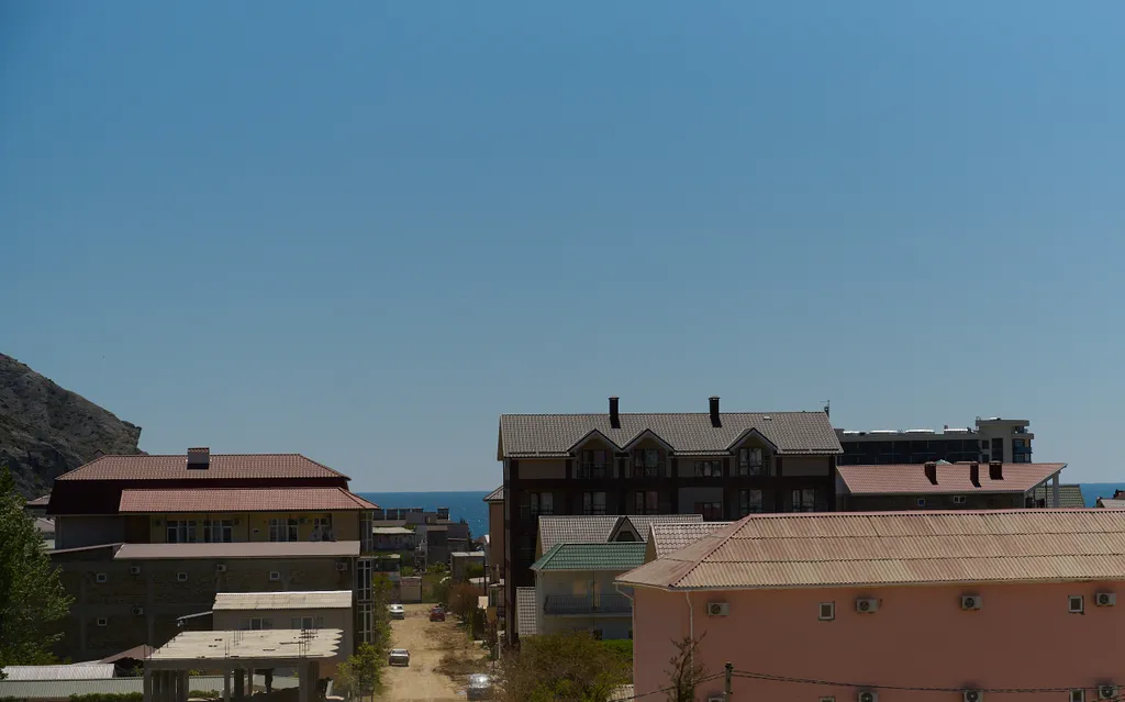 Квартира Квартира Двухкомнатный семейный люкс с балконом — Судак