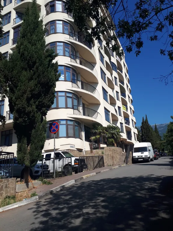 Квартира Уютные апартаменты — аренда посуточно в Партенит