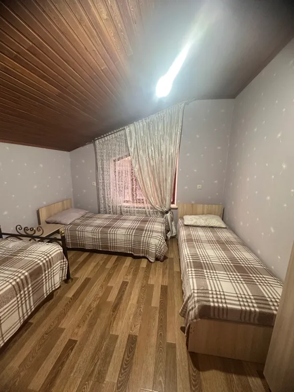 Дачный гостиный дом недалеко от моря