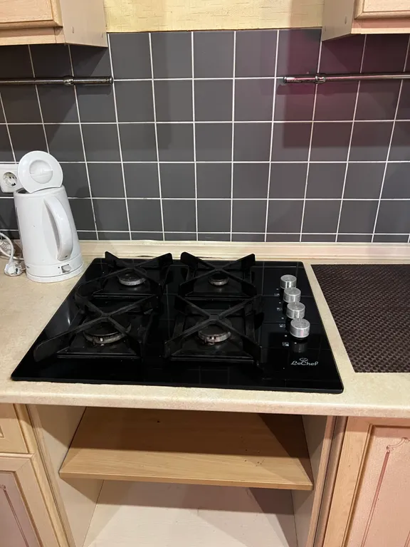 Дом с бассейном у Массандровского дворца