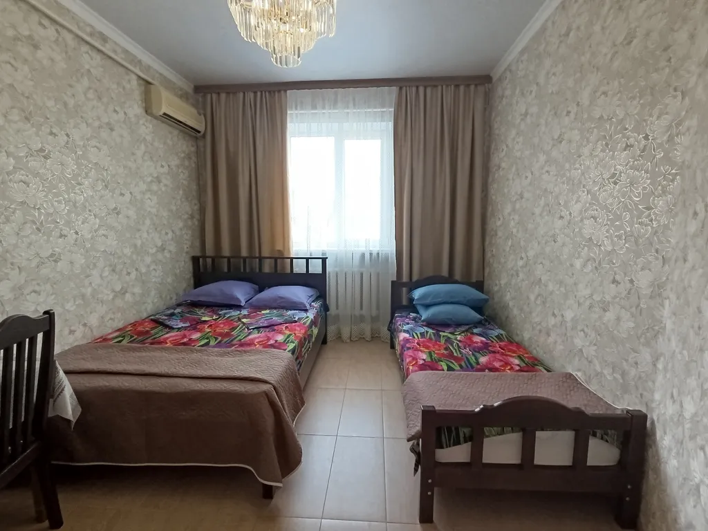 Целый этаж в доме из 4 комнат