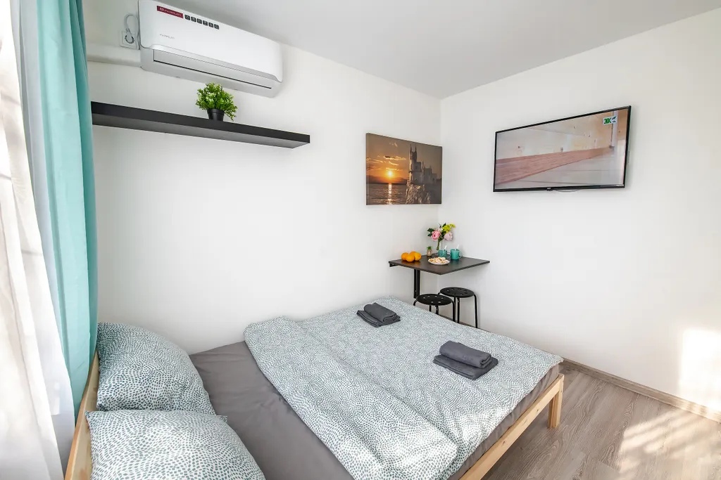 Уютная комната-студия на Второй речке рядом с автовокзалом