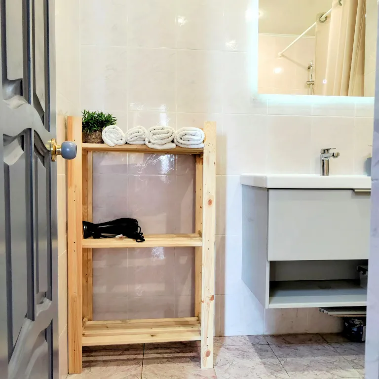 Ждем гостей в солнечную, просторную 1 комнатную квартиру