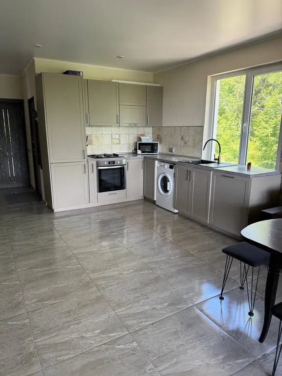 Частный дом рядом с Византийским храмом