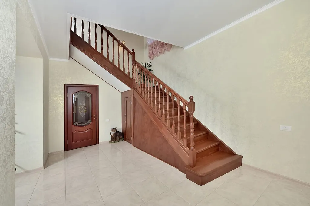 Большой, уютный семейный дом