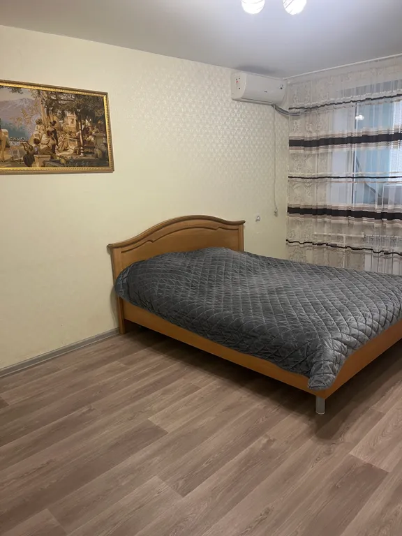 Квартира напротив крыла «Икара»