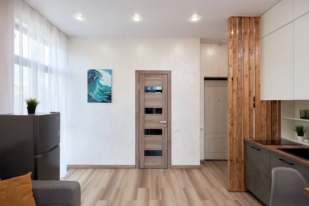 Студия с дизайнерским ремонтом