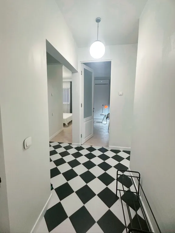 Квартира Уникальная двухкомнатная квартира в центре с шикарным видом — Гагра