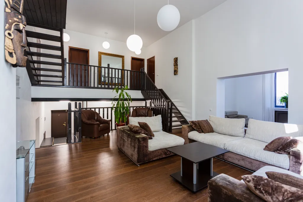 Дом с сауной и теннисными кортами