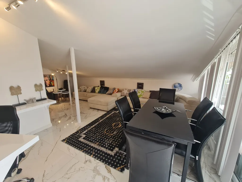 Апартаменты с видом на море