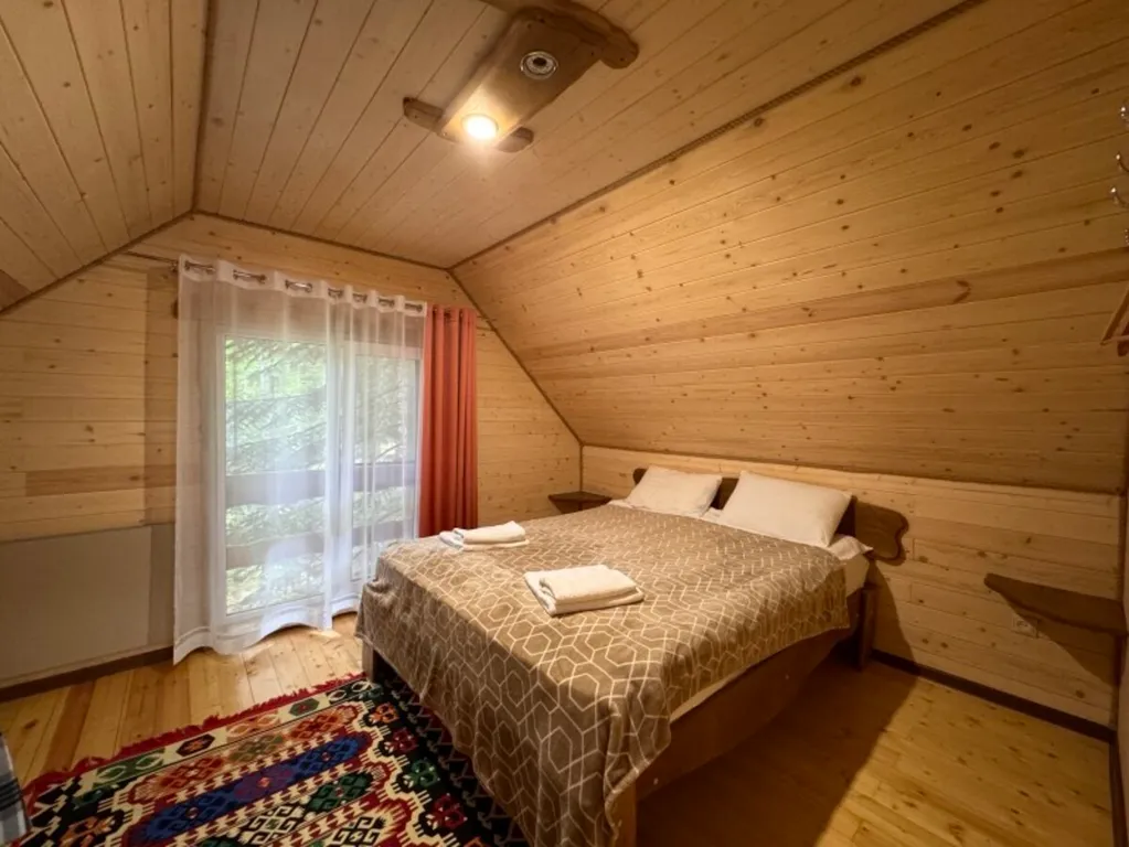 4-комнатный Дом