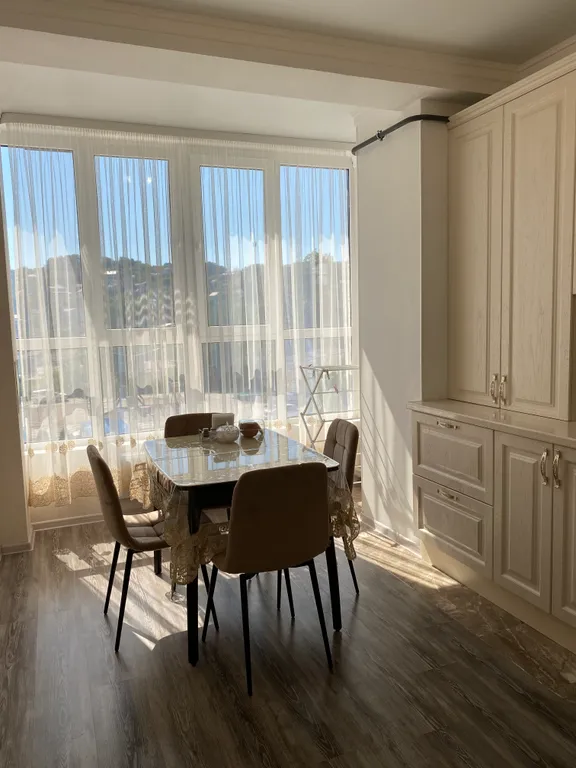 Уютная квартира в новом доме, в тихом центре города