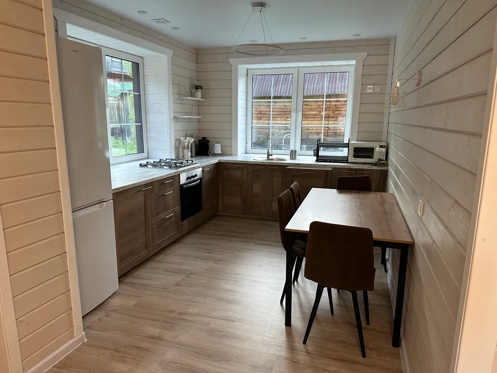 Уютный и просторный гостевой дом коттедж