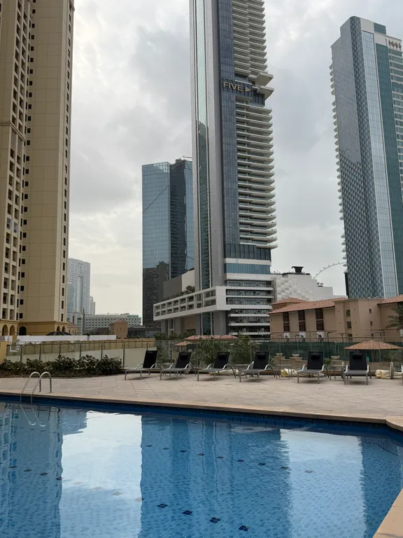 Студия с видом на море