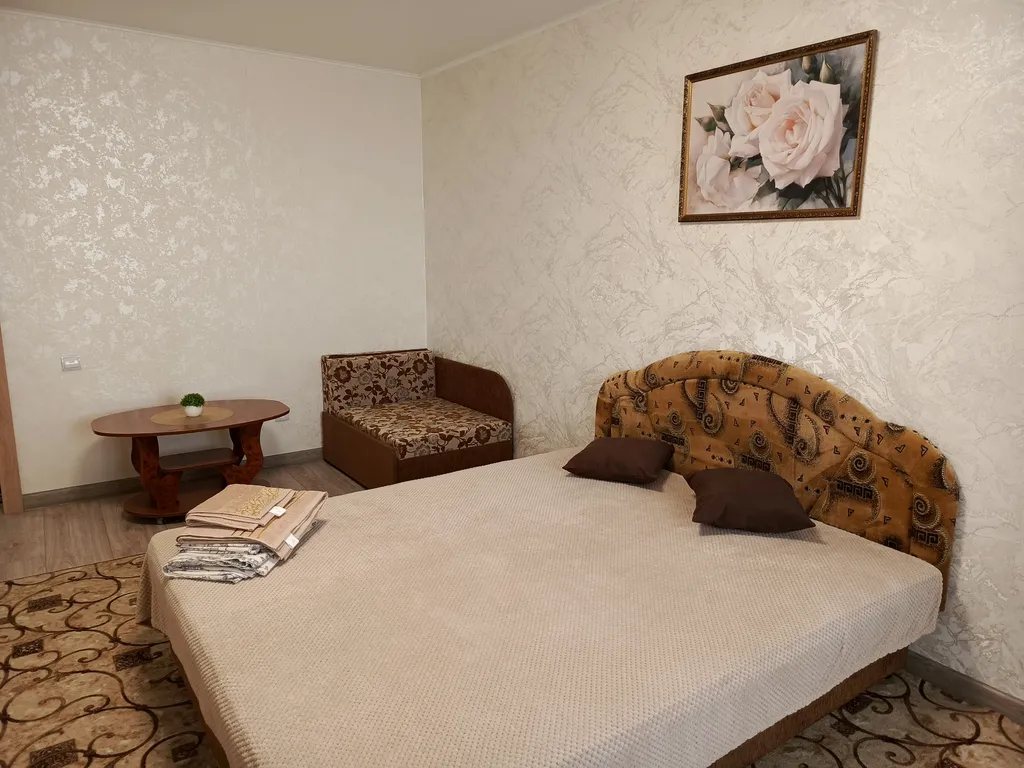 Квартира Чистая и уютная однокомнатная квартира в очень удобном районе города — Симферополь