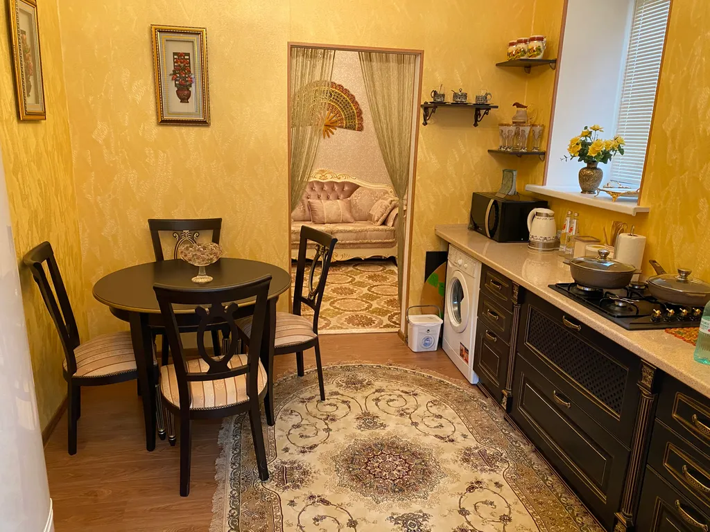 Уютный домик в центре