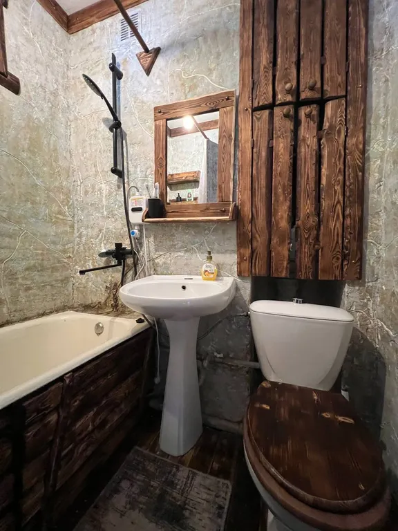 Видовые апартаменты на главной пешеходной улице