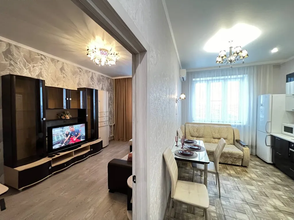 Двухкомнатная в центре в новом доме