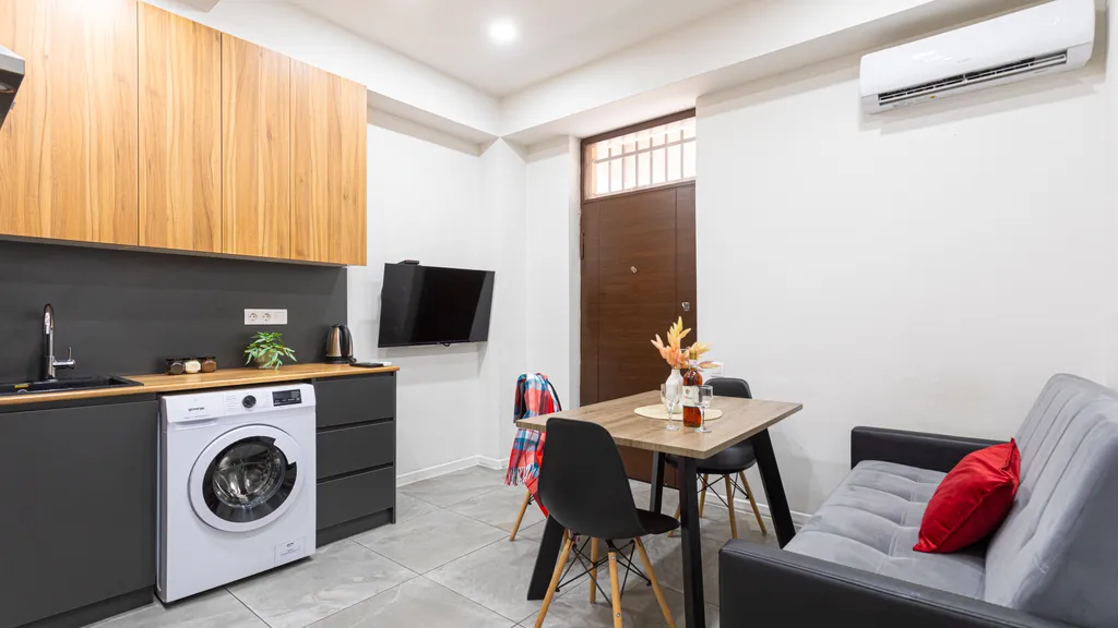 Маленькая квартира в новостройке в центре города — аренда посуточно в Ереван