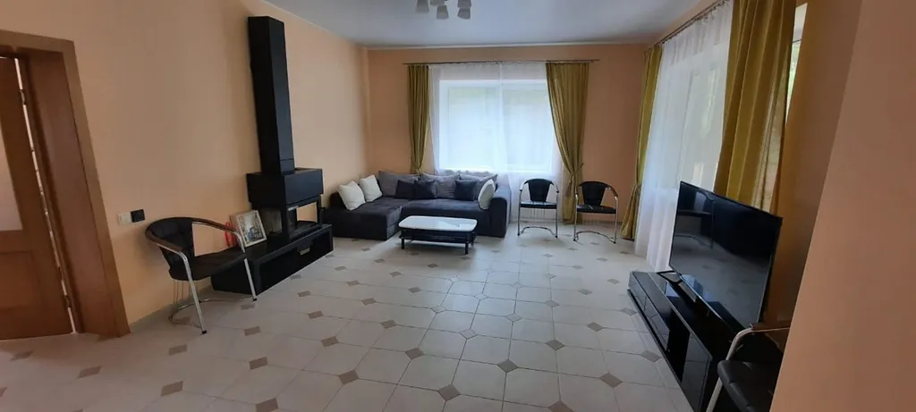 Коттедж Коттедж у леса с бассейном — Белоозёрский