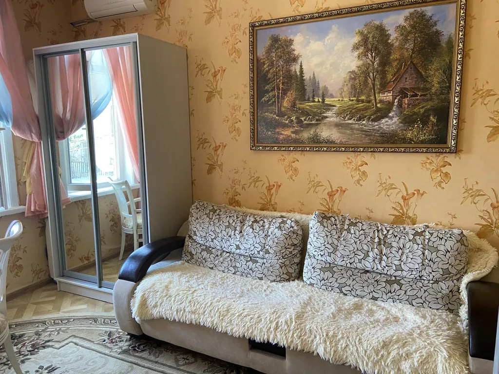 Уютная комната в 3-х комнатной квартире