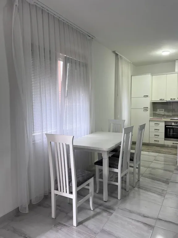 Апартаменты White (1+1)