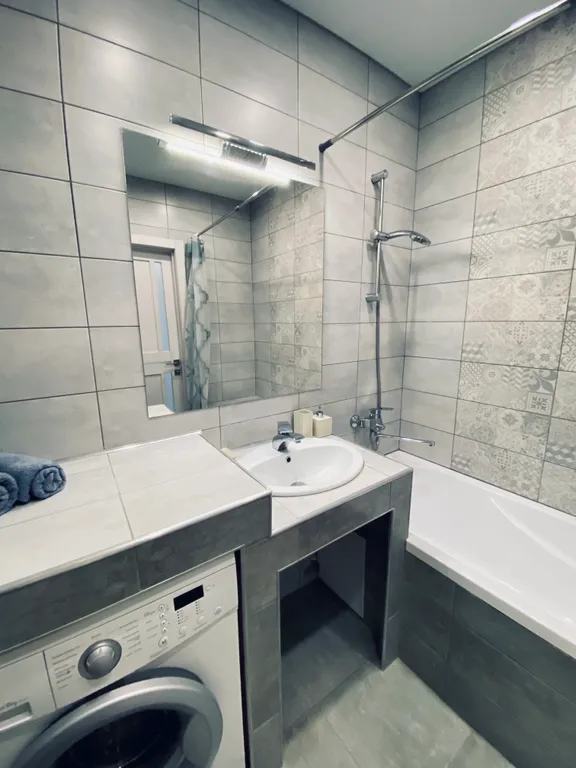 Квартира Комфортабельные Апартаменты с видом на озеро — Горячий Ключ