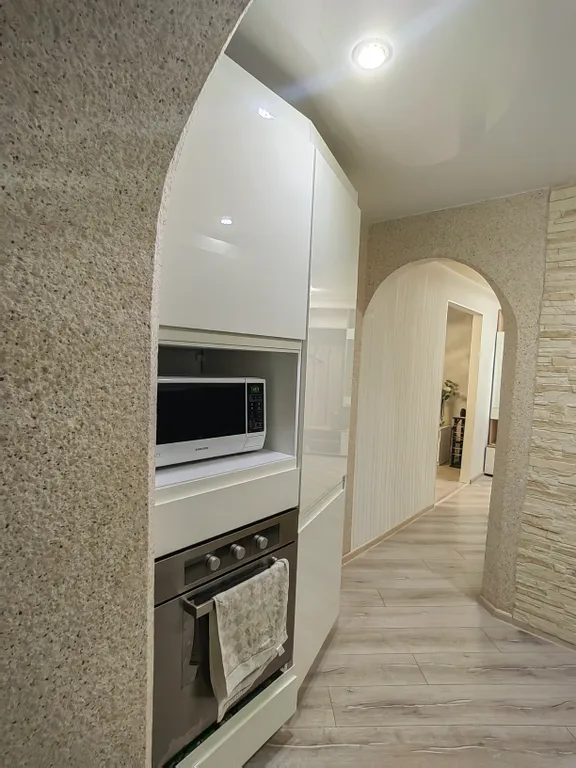 Трёхкомнатная квартира на набережной