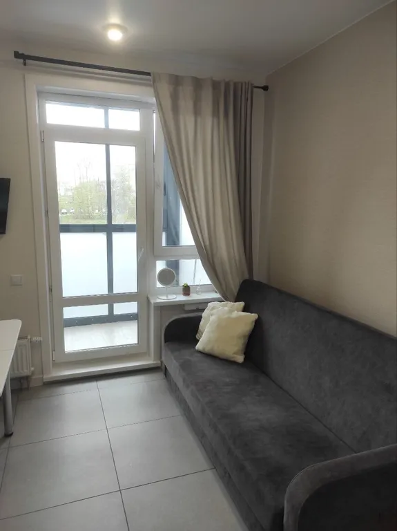 Счастливая матрешка стильная двушка у реки соломбала