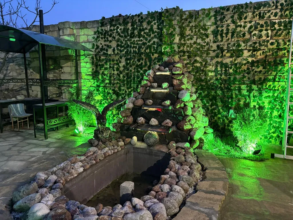 Дом на берегу Каспийского моря