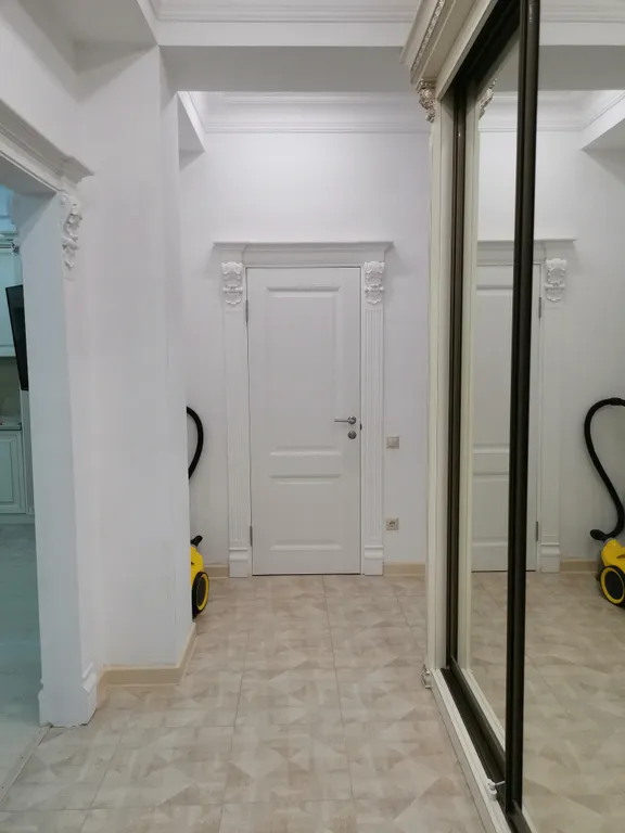 Светлая и яркая квартира