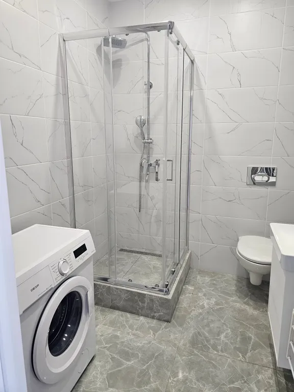 Абсолютно новая квартира в центре с видом на горы