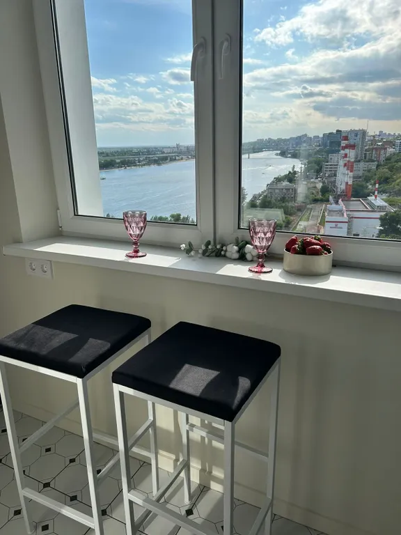 Стильные просторные Апартаменты в центре с видом на реку Дон