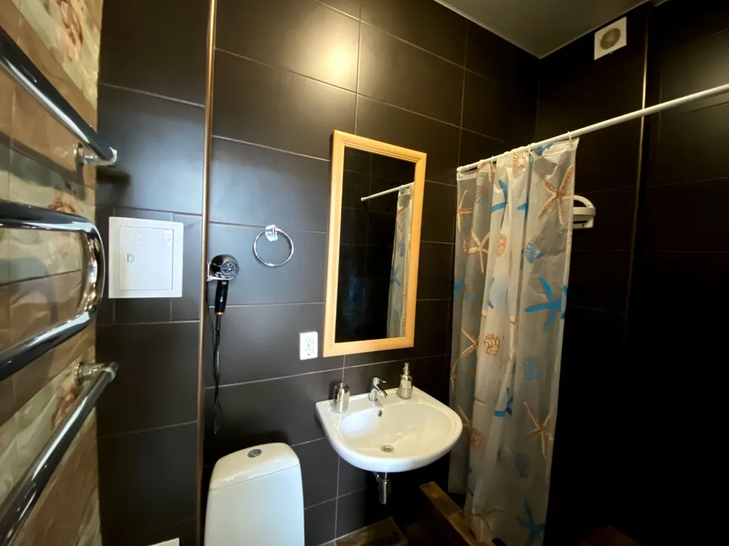 Квартира Квартира Уютные номера в зелёном и тихом уголке Геленджика — Геленджик