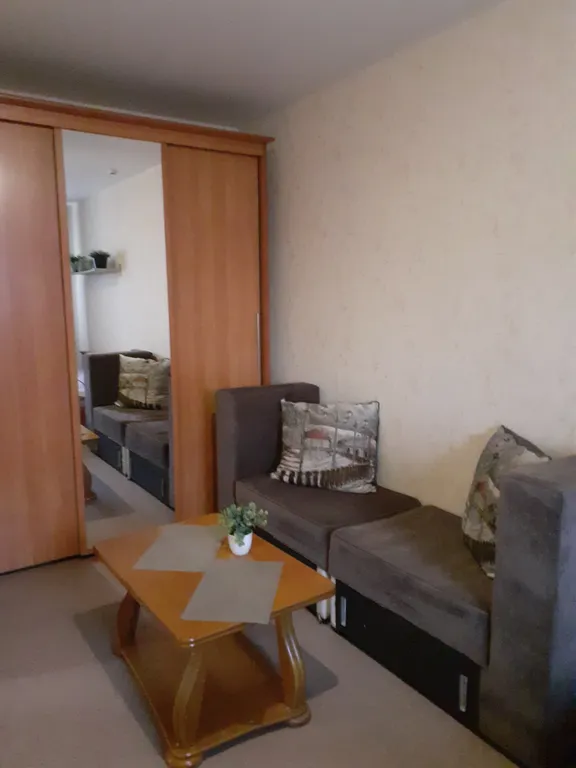 Светлая теплая квартира в микрорайоне Юг