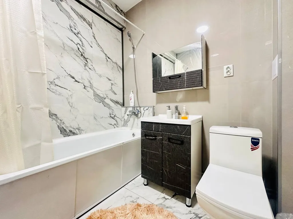 Уют для большой семьи рядом с автовокзалом и озером Сайран