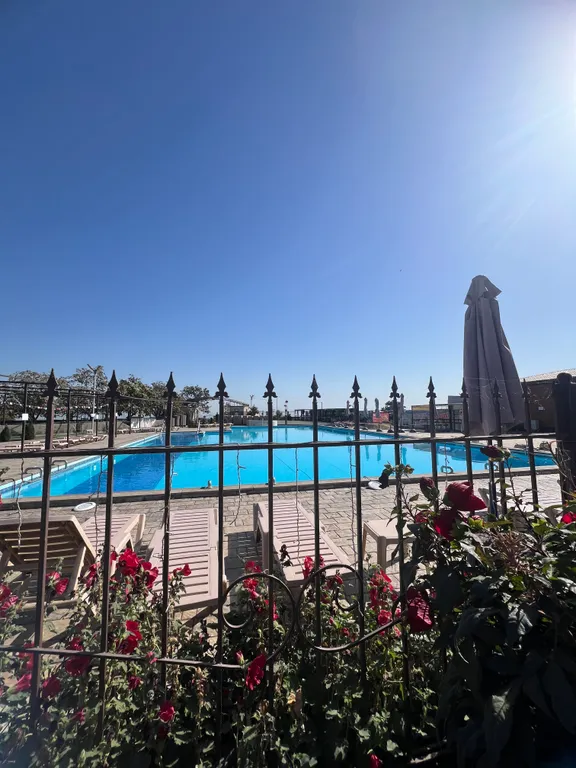 Уютная квартира в центре города с видом на море